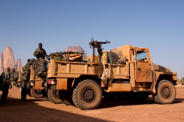 packed-and-looking-like-a-professional-soldiers-vehicle